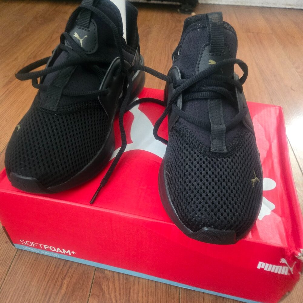 NEW boys Puma sneakers